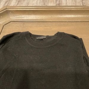 Casual black crew neck